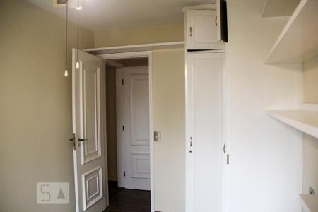 Apartamento à venda com 156m², 3 quartos e 2 vagas Apartamento à venda com 156m², 3 quartos e 2 vagasQuarto 1