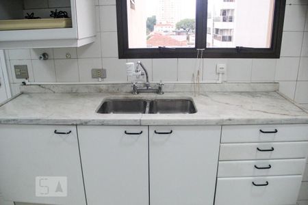 Apartamento à venda com 156m², 3 quartos e 2 vagas Apartamento à venda com 156m², 3 quartos e 2 vagasCozinha