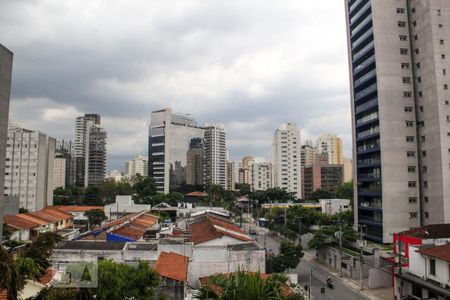 Apartamento à venda com 156m², 3 quartos e 2 vagas Apartamento à venda com 156m², 3 quartos e 2 vagasVista