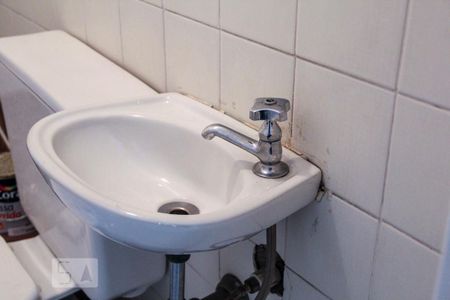 Apartamento à venda com 156m², 3 quartos e 2 vagas Apartamento à venda com 156m², 3 quartos e 2 vagasBanheiro de Serviço