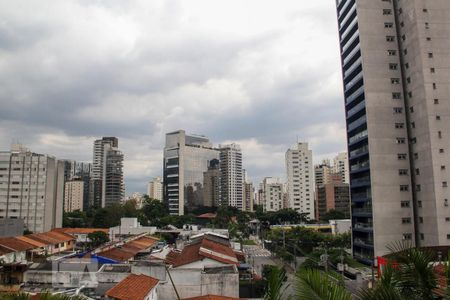 Apartamento à venda com 156m², 3 quartos e 2 vagas Apartamento à venda com 156m², 3 quartos e 2 vagasVista da Varanda