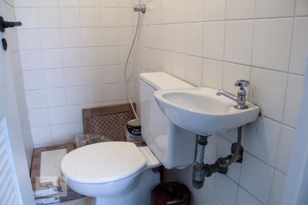 Apartamento à venda com 156m², 3 quartos e 2 vagas Apartamento à venda com 156m², 3 quartos e 2 vagasBanheiro de Serviço