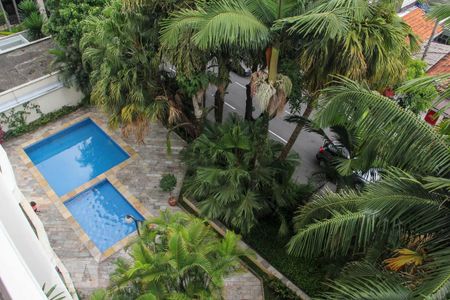 Apartamento à venda com 156m², 3 quartos e 2 vagas Apartamento à venda com 156m², 3 quartos e 2 vagasVista da Varanda