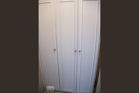 Apartamento à venda com 156m², 3 quartos e 2 vagas Apartamento à venda com 156m², 3 quartos e 2 vagasDepósito