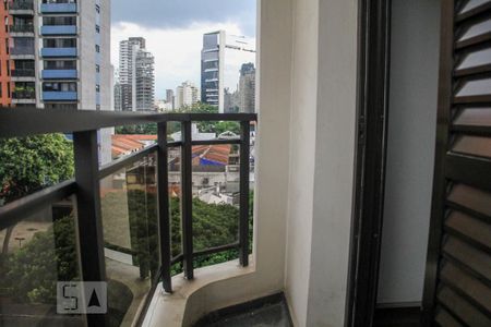 Apartamento à venda com 156m², 3 quartos e 2 vagas Apartamento à venda com 156m², 3 quartos e 2 vagasVaranda da Suíte 2
