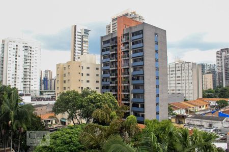 Apartamento à venda com 156m², 3 quartos e 2 vagas Apartamento à venda com 156m², 3 quartos e 2 vagasVista da Varanda