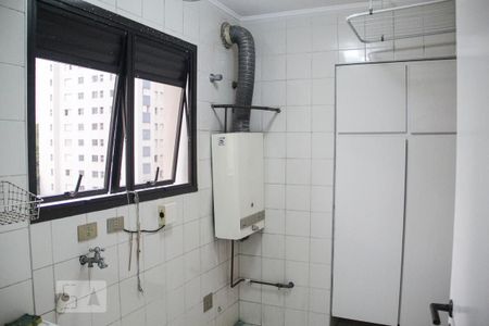 Apartamento à venda com 156m², 3 quartos e 2 vagas Apartamento à venda com 156m², 3 quartos e 2 vagasLavanderia