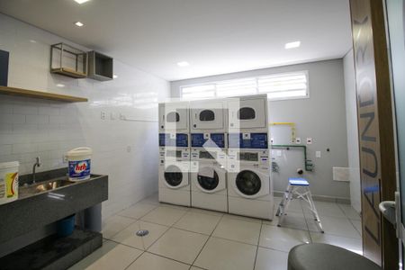 Apartamento à venda com 33m², 2 quartos e sem vaga Apartamento à venda com 33m², 2 quartos e sem vagaLavanderia