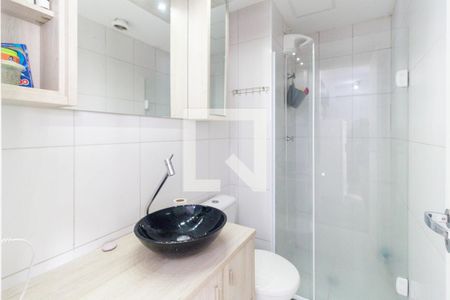 Apartamento à venda com 33m², 2 quartos e sem vaga Apartamento à venda com 33m², 2 quartos e sem vagaBanheiro