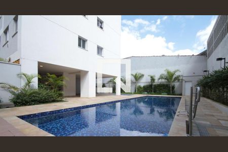 Apartamento à venda com 33m², 2 quartos e sem vaga Apartamento à venda com 33m², 2 quartos e sem vagaPiscina