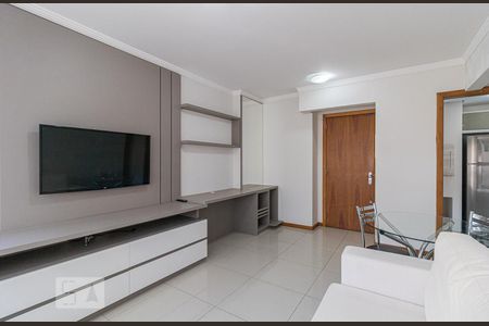 Sala de apartamento para alugar com 1 quarto, 39m² em Petrópolis, Porto Alegre