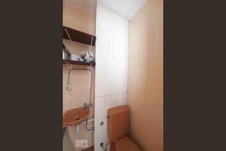 Apartamento à venda com 77m², 3 quartos e 1 vaga Apartamento à venda com 77m², 3 quartos e 1 vagaBanheiro de Serviço