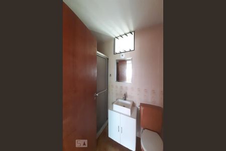 Apartamento à venda com 77m², 3 quartos e 1 vaga Apartamento à venda com 77m², 3 quartos e 1 vagaBanheiro Social