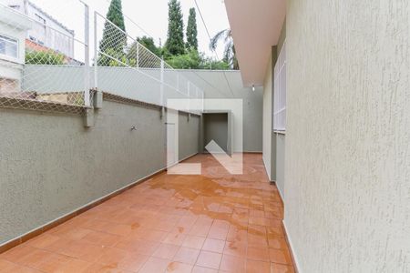 Casa para alugar com 450m², 3 quartos e 3 vagas Casa para alugar com 450m², 3 quartos e 3 vagasQuintal dos Fundos