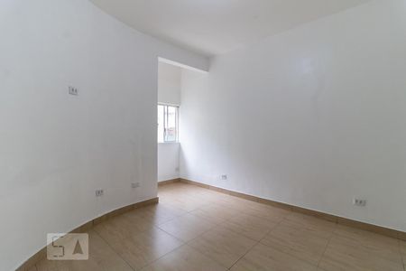Quarto de kitnet/studio para alugar com 1 quarto, 29m² em Sé, São Paulo