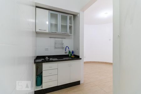 Cozinha de kitnet/studio para alugar com 1 quarto, 29m² em Sé, São Paulo