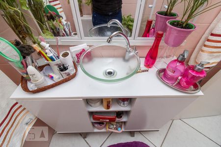 Apartamento à venda com 50m², 1 quarto e 1 vaga Apartamento à venda com 50m², 1 quarto e 1 vagaDetalhe do Banheiro