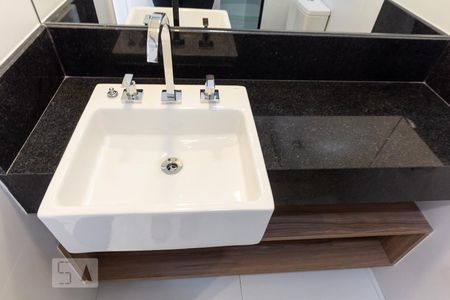 Studio à venda com 24m², 1 quarto e sem vaga Studio à venda com 24m², 1 quarto e sem vagaBanheiro