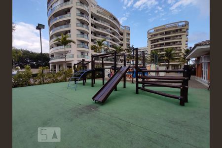 Apartamento para alugar com 189m², 3 quartos e 3 vagasÁrea comum - playground