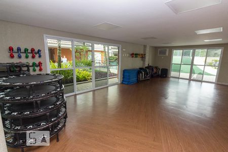 Apartamento para alugar com 189m², 3 quartos e 3 vagasÁrea comum - sala de ginástica 