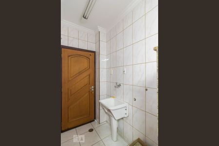 Casa de condomínio à venda com 260m², 4 quartos e 2 vagas Casa de condomínio à venda com 260m², 4 quartos e 2 vagasÁrea de Serviço
