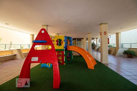 Apartamento à venda com 57m², 2 quartos e sem vagaÁrea Comum - Playground