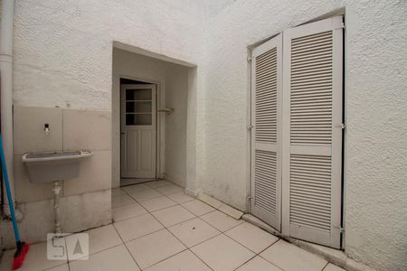 Apartamento para alugar com 95m², 2 quartos e sem vaga Apartamento para alugar com 95m², 2 quartos e sem vagaÁrea de Serviço - Varanda