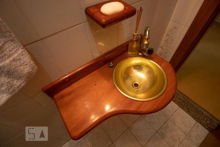 Apartamento para alugar com 117m², 3 quartos e 2 vagas Apartamento para alugar com 117m², 3 quartos e 2 vagasLavabo