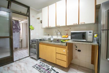 Apartamento para alugar com 117m², 3 quartos e 2 vagas Apartamento para alugar com 117m², 3 quartos e 2 vagasCozinha