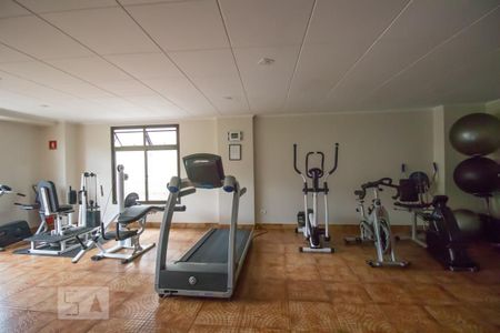 Apartamento para alugar com 117m², 3 quartos e 2 vagas Apartamento para alugar com 117m², 3 quartos e 2 vagasÁrea Comum - Academia