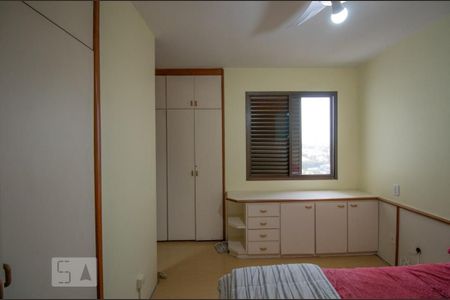 Apartamento para alugar com 117m², 3 quartos e 2 vagas Apartamento para alugar com 117m², 3 quartos e 2 vagasQuarto Suíte