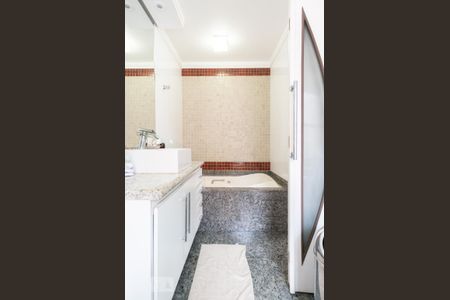 Apartamento à venda com 144m², 3 quartos e 3 vagas