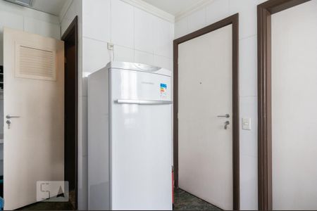 Apartamento à venda com 144m², 3 quartos e 3 vagas Apartamento à venda com 144m², 3 quartos e 3 vagasÁrea de Serviço
