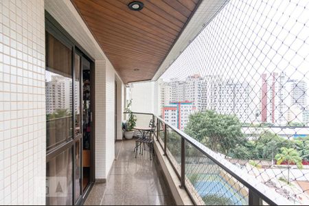 Apartamento à venda com 144m², 3 quartos e 3 vagas