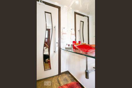 Apartamento à venda com 144m², 3 quartos e 3 vagas Apartamento à venda com 144m², 3 quartos e 3 vagasLavabo