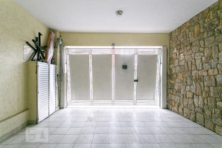 Casa à venda com 150m², 3 quartos e 2 vagas Casa à venda com 150m², 3 quartos e 2 vagasGaragem