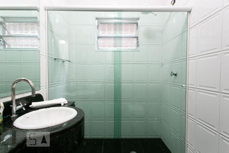 Casa à venda com 150m², 3 quartos e 2 vagas Casa à venda com 150m², 3 quartos e 2 vagasBanheiro 1