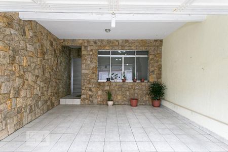 Casa à venda com 150m², 3 quartos e 2 vagas Casa à venda com 150m², 3 quartos e 2 vagasGaragem