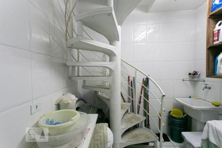 Casa à venda com 150m², 3 quartos e 2 vagas Casa à venda com 150m², 3 quartos e 2 vagasÁrea de Serviço