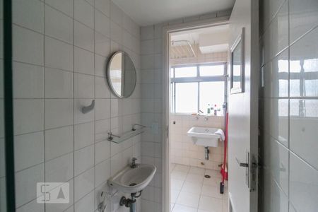 Apartamento à venda com 80m², 3 quartos e 1 vaga Apartamento à venda com 80m², 3 quartos e 1 vagaBanheiro de serviço