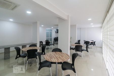 Apartamento à venda com 80m², 3 quartos e 1 vaga Apartamento à venda com 80m², 3 quartos e 1 vagaSalão de festas