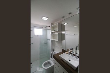 Apartamento à venda com 80m², 3 quartos e 1 vaga Apartamento à venda com 80m², 3 quartos e 1 vagaBanheiro