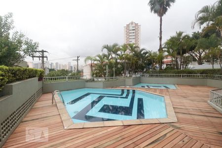 Apartamento à venda com 80m², 3 quartos e 1 vaga Apartamento à venda com 80m², 3 quartos e 1 vagaPiscina