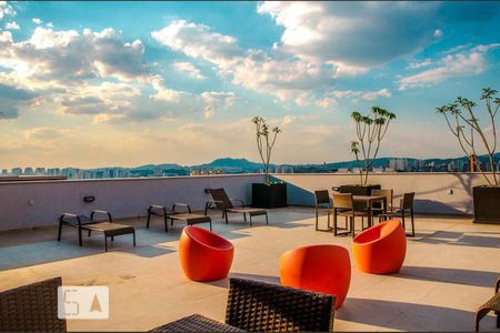 Studio para alugar com 32m², 1 quarto e sem vaga Studio para alugar com 32m², 1 quarto e sem vagaÁrea Comum