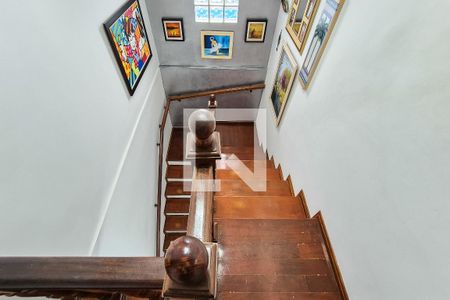 Corredor de casa para alugar com 3 quartos, 276m² em Anchieta, São Bernardo do Campo