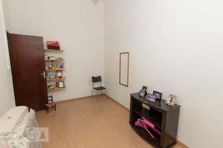 Casa à venda com 220m², 3 quartos e 3 vagas Casa à venda com 220m², 3 quartos e 3 vagasQuarto 3