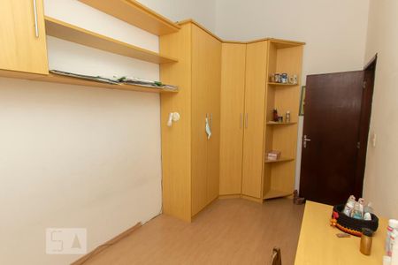 Casa à venda com 220m², 3 quartos e 3 vagas Casa à venda com 220m², 3 quartos e 3 vagasQuarto 2