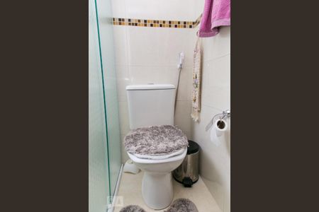 Casa à venda com 100m², 2 quartos e 1 vagaBanheiro da Suíte 2   