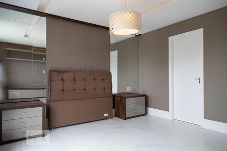 Casa de condomínio à venda com 360m², 4 quartos e 2 vagas Casa de condomínio à venda com 360m², 4 quartos e 2 vagasSuíte 3