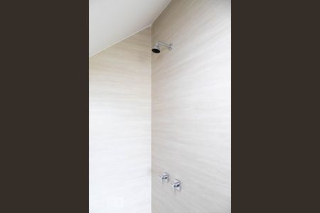 Casa de condomínio à venda com 360m², 4 quartos e 2 vagas Casa de condomínio à venda com 360m², 4 quartos e 2 vagasBanheiro do sótão